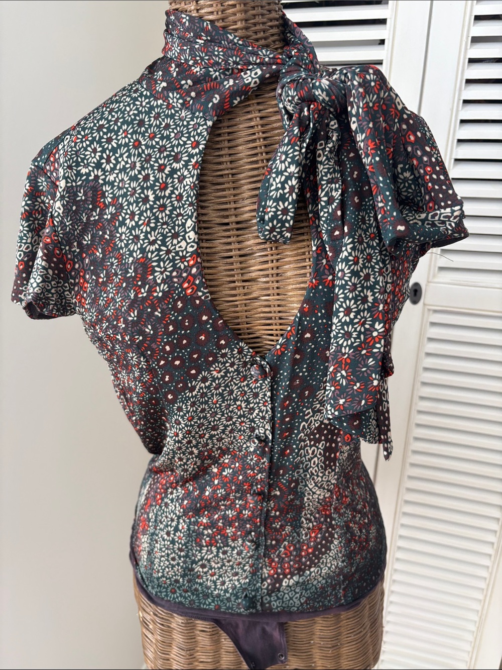 Miss Sixty Vintage Cap Sleeve Floral Tie-neck Bodysuit * Small